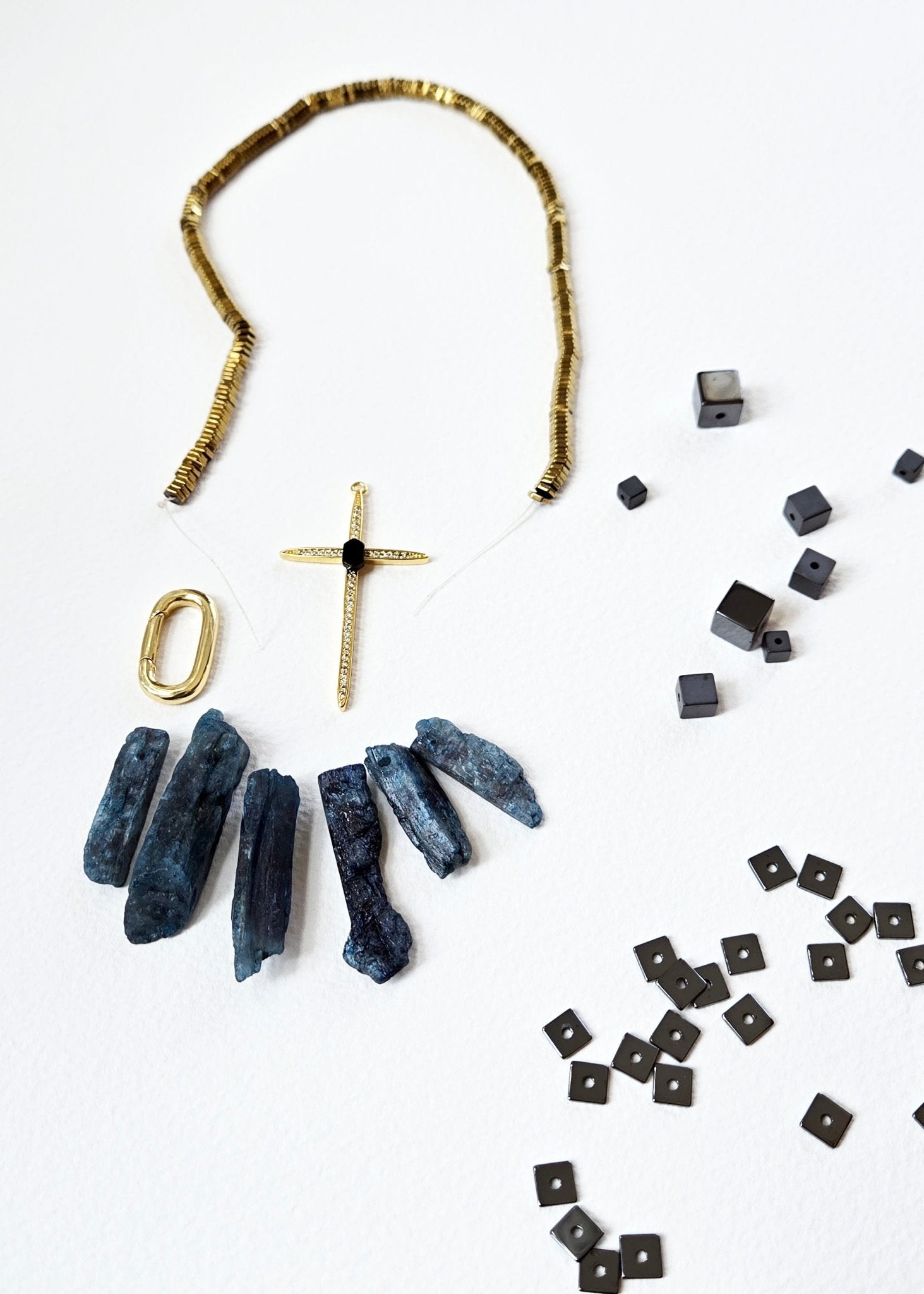 Cornerstone | Raw Kyanite Edition - UnicU Jewelry by Izabela Roginski