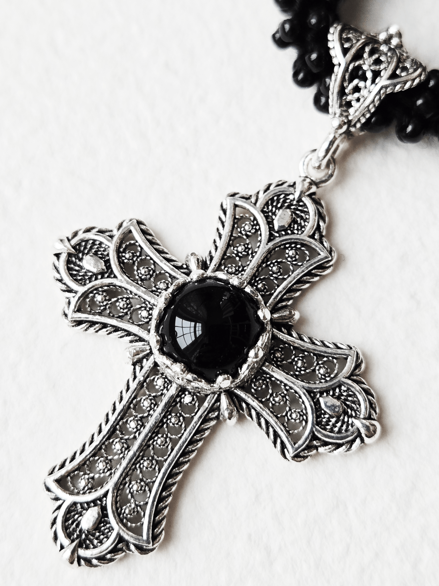 Agape | The Dark Romantic Choker - UnicU Jewelry by Izabela Roginski